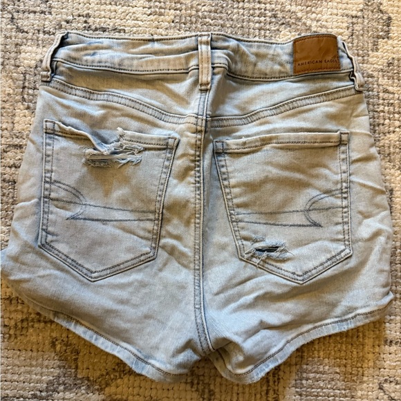 AE Next Level High-Waisted V-Rise Ripped Denim Short Short Sz 4 - Picture 6 of 7